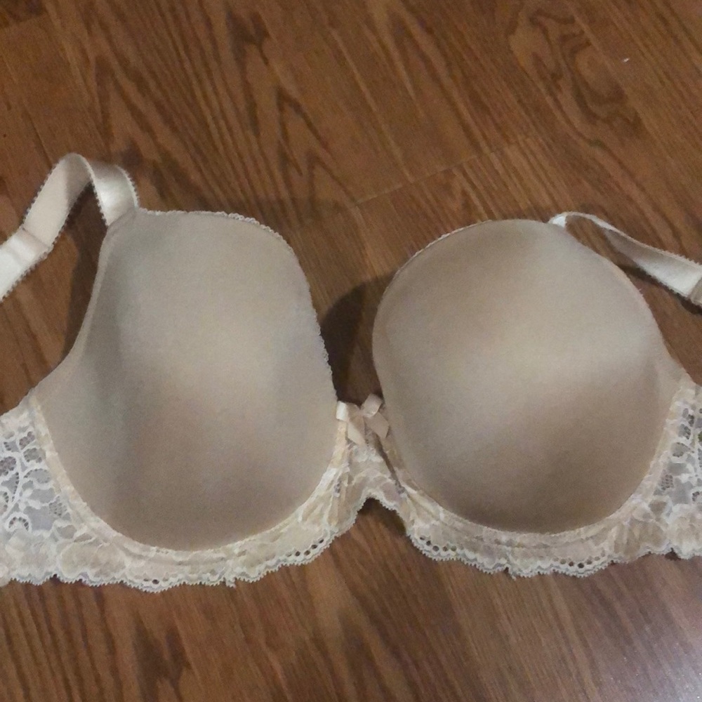 38DDD Adore Me bra